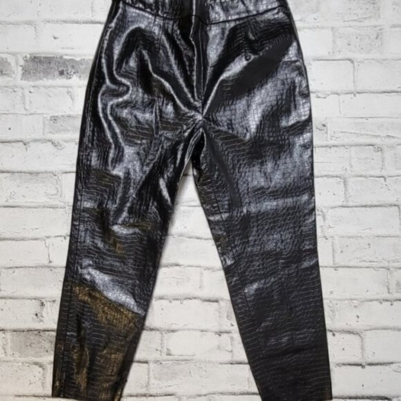 ZARA Faux Crocodile Leather Pants NWOT - Picture 3 of 8